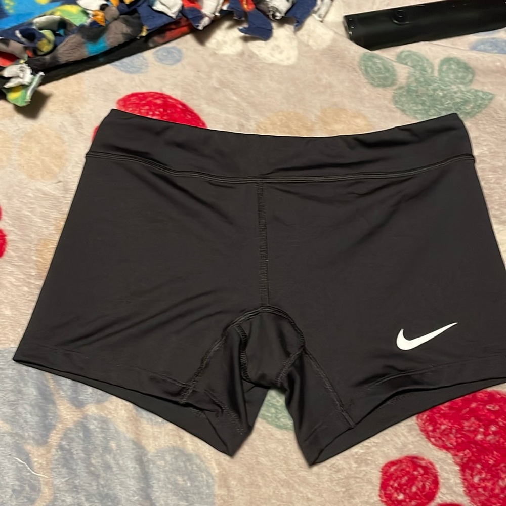 Nike Pros barely worn